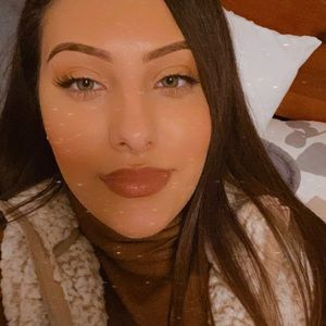 Meet your Posher, Daisy